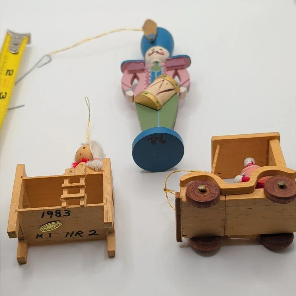 Vintage Wooden Christmas Ornaments Lot 3 Santa Car Toy Soldier Drummer Doll Bed